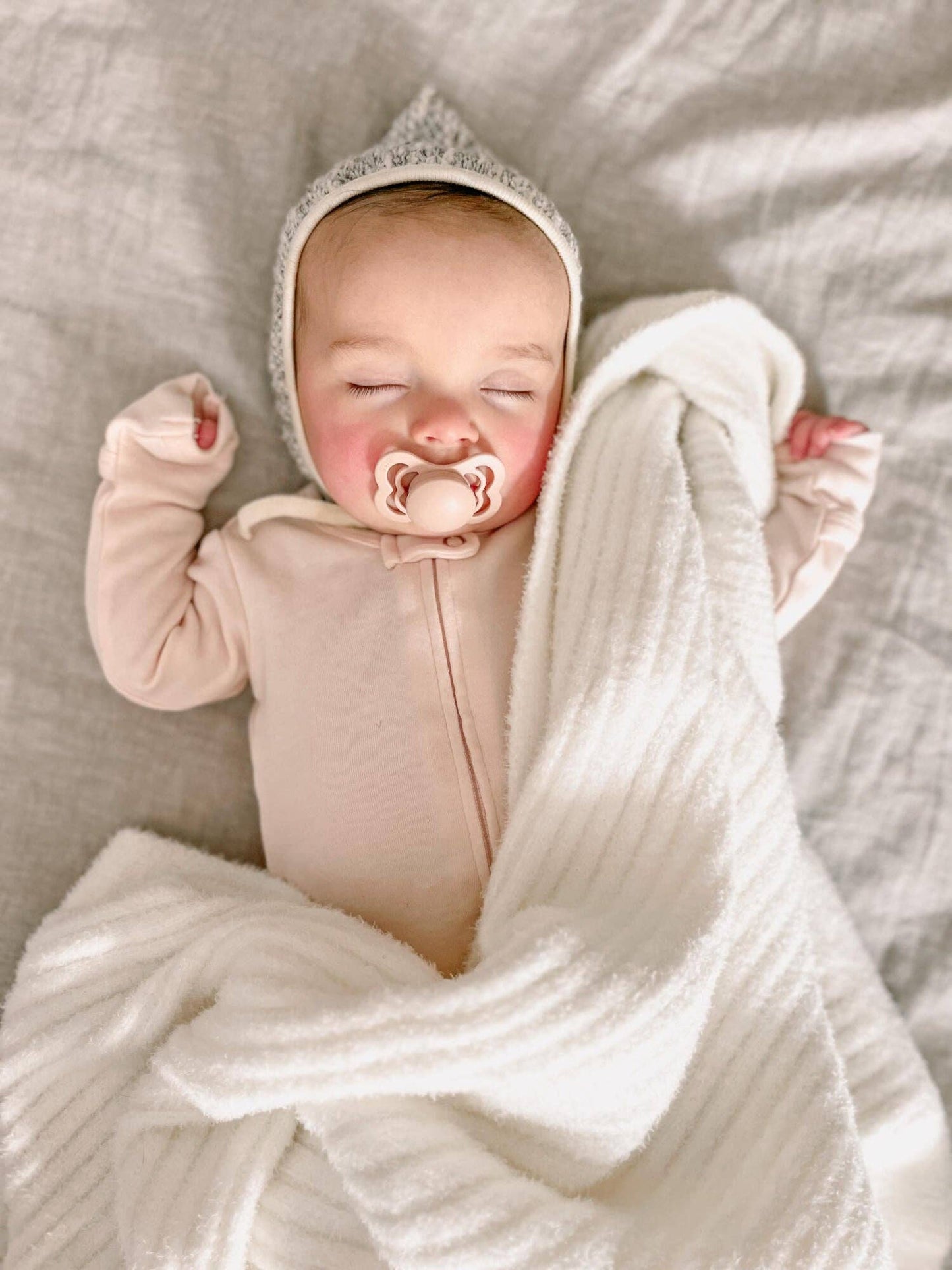 Organic 2-Way Zipper Footie in Blush