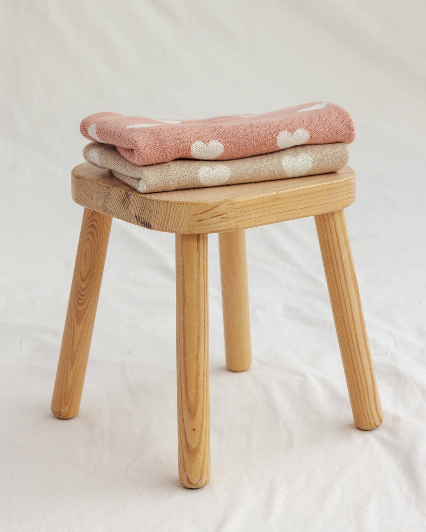 Heart Knit Sweater || Pink