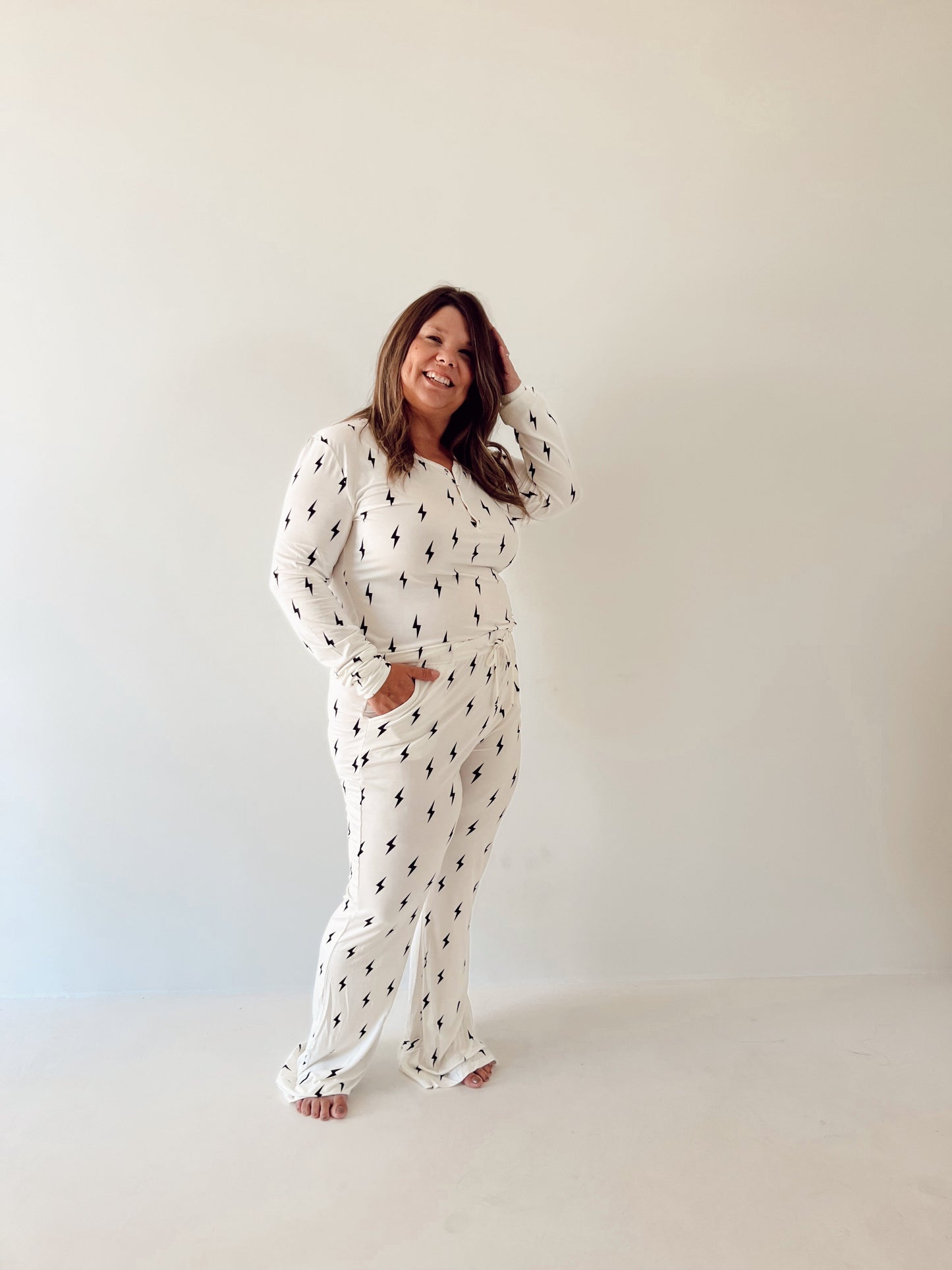 White & Black  Lightning Bolt | Women's Bamboo Pajamas