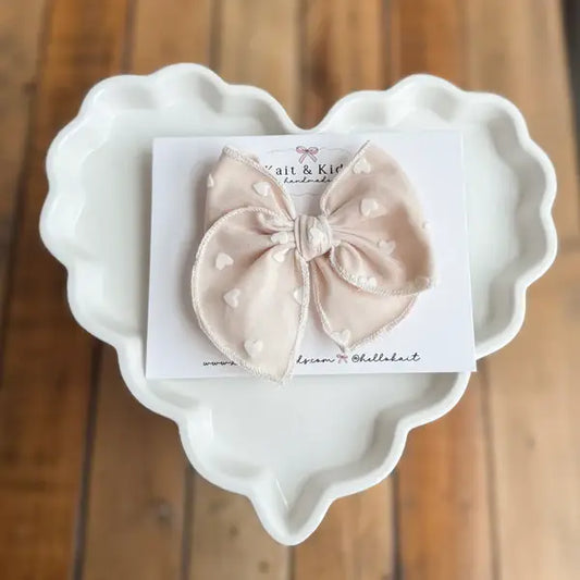 Soft beige, white velvet hearts / fable