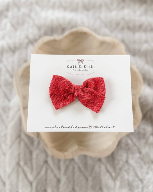 Red sweater / mini classic