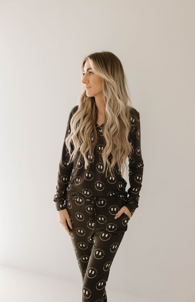 Charcoal & White FF Smile | Women's Bamboo Pajamas