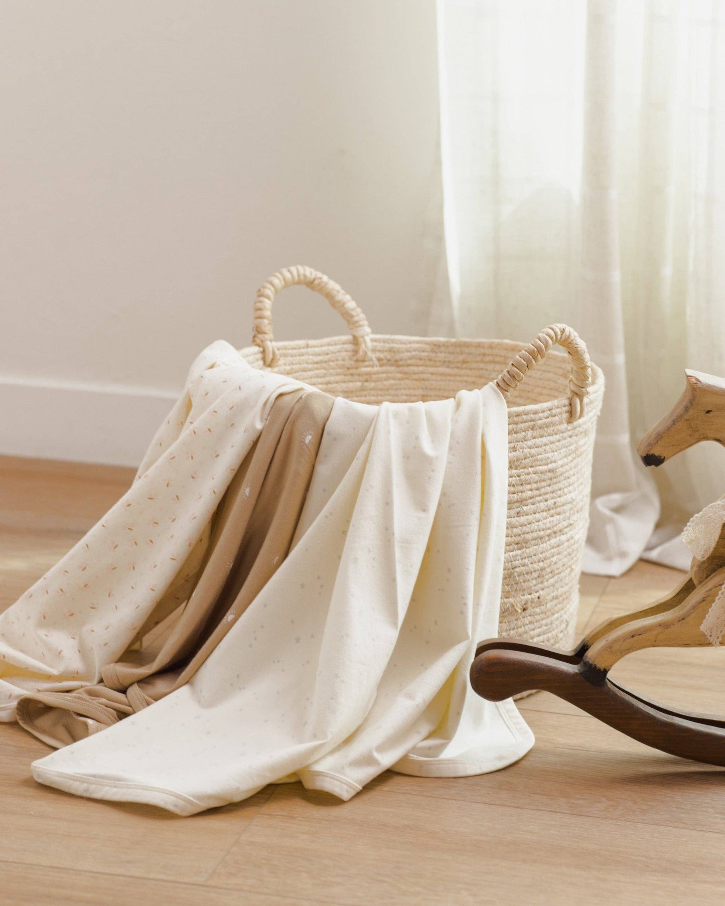 Baby Swaddle || Fleur