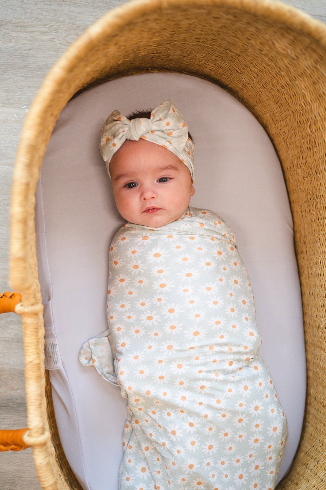 Bamboo Stretch Swaddle - Blue Daisy