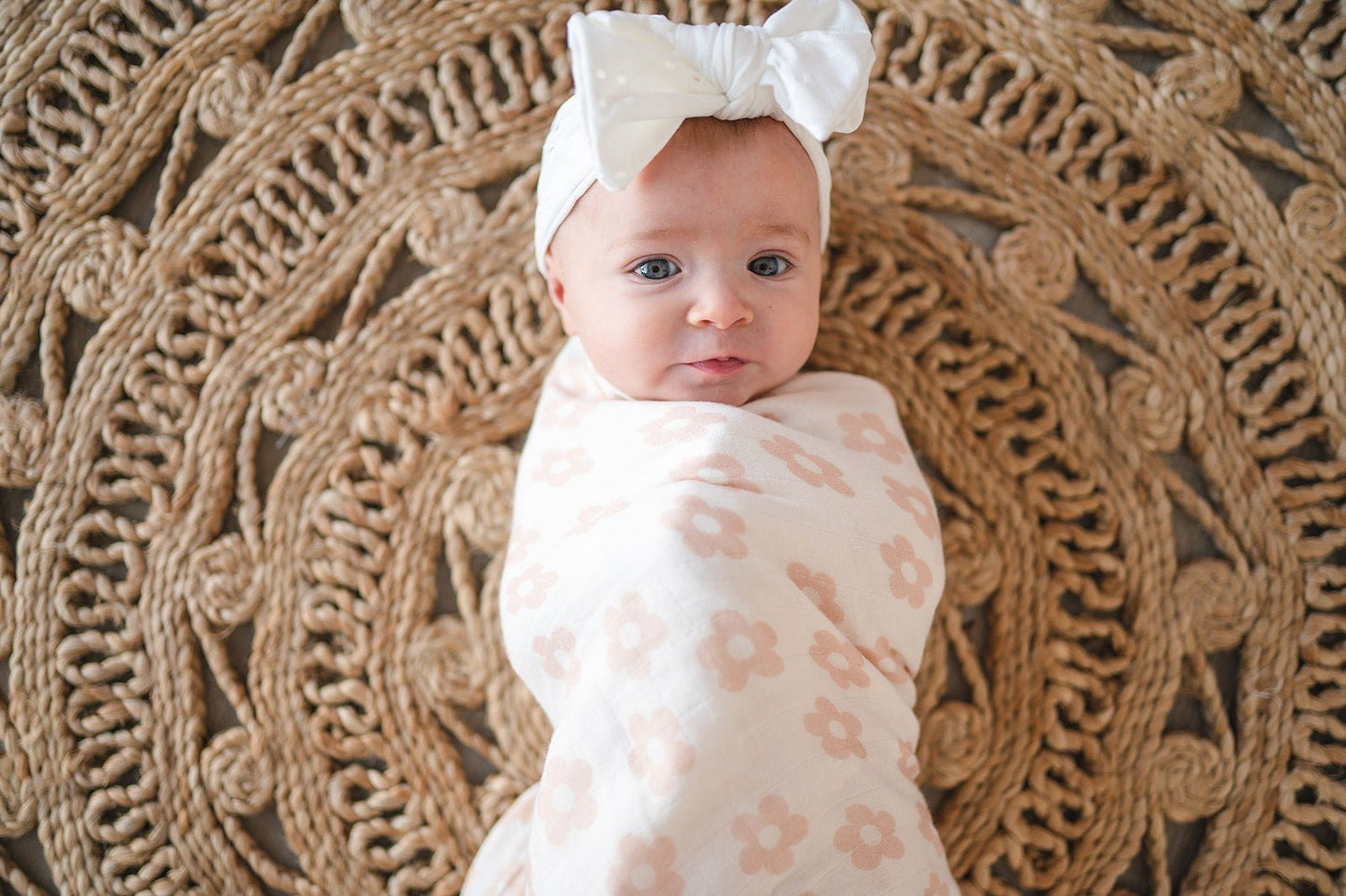 Muslin Swaddle Blanket - Blush Daisy