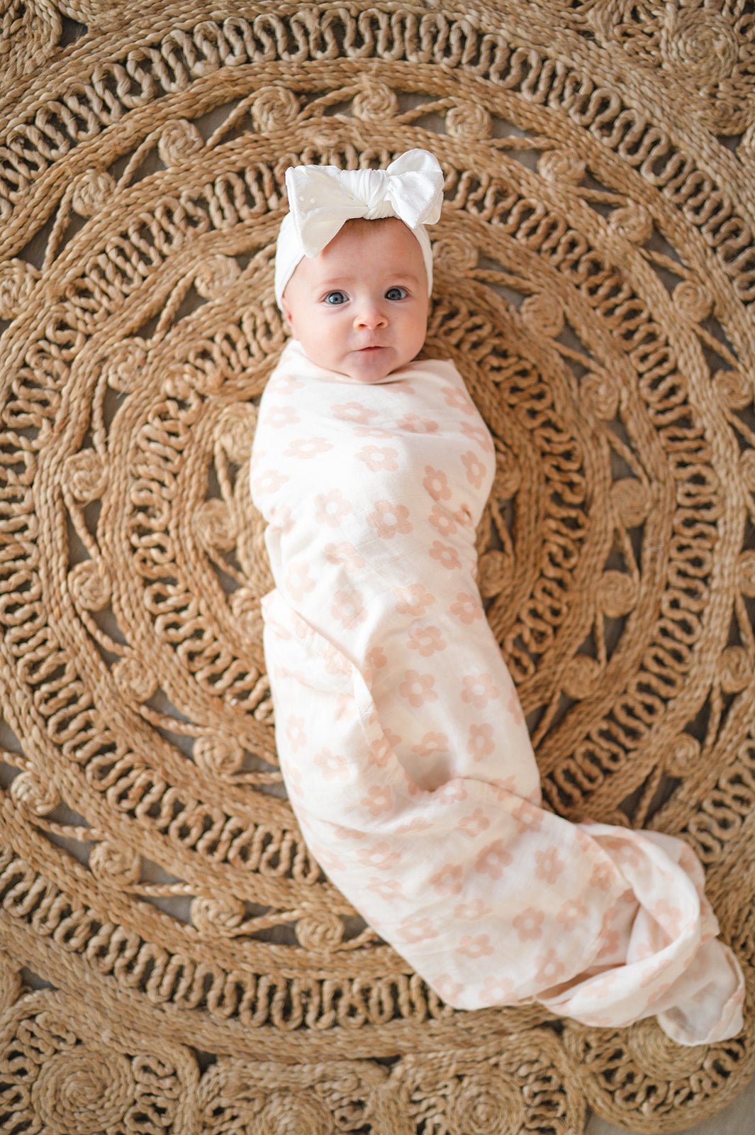 Muslin Swaddle Blanket - Blush Daisy