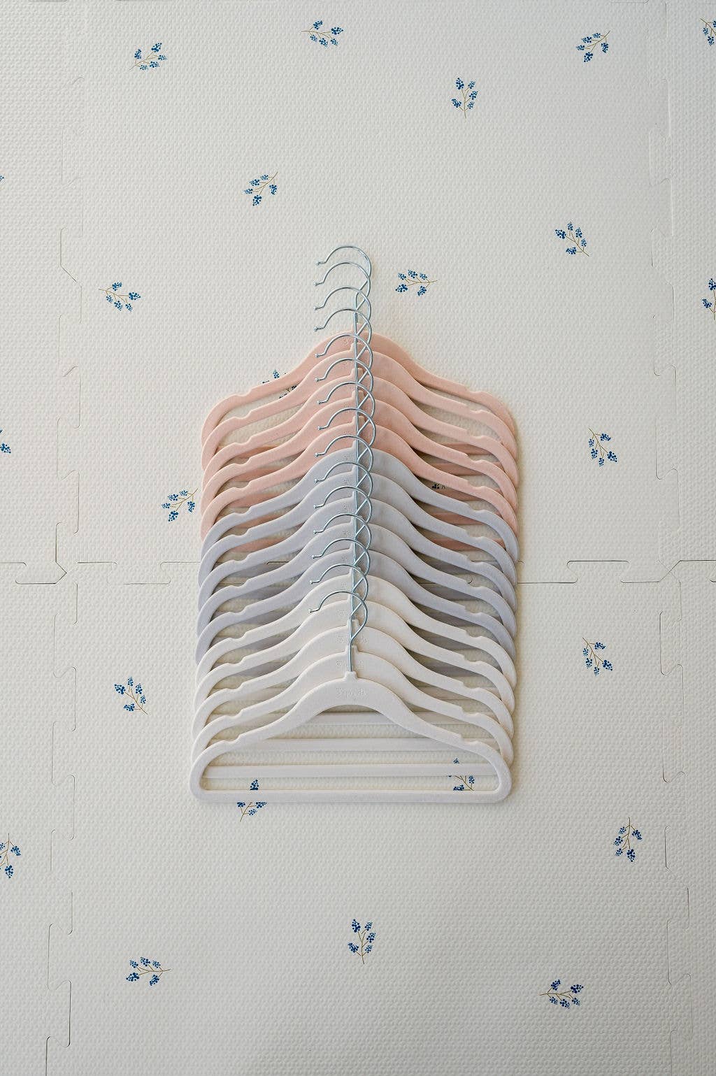 Kids & Baby Velvet Hangers (2 Packs of 15)