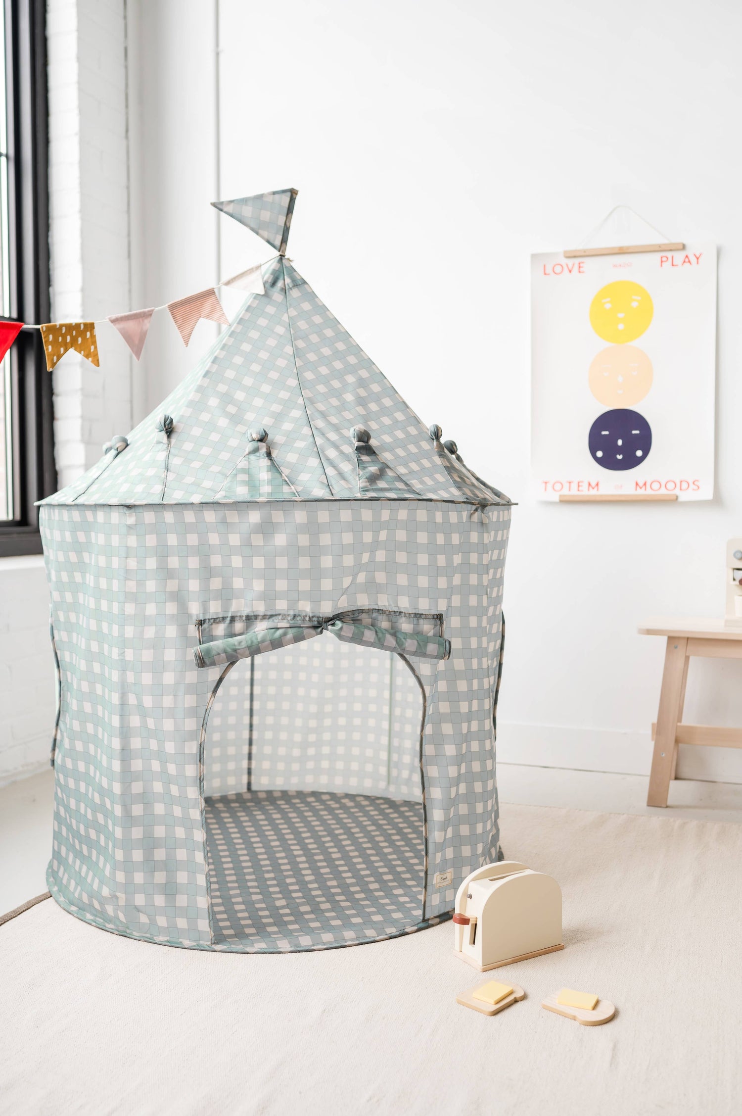 castle tent Play Tent Castle – Berries & Bird