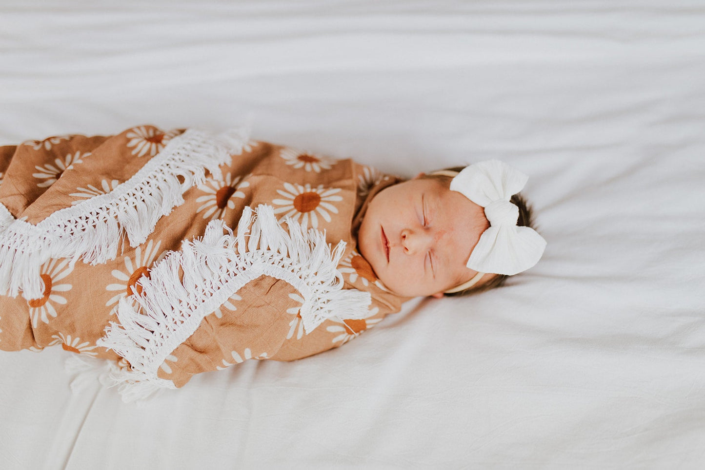 Fringe Swaddle Blanket - Daisy