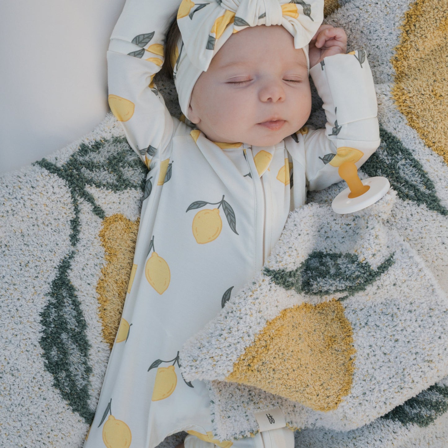 *PRE-ORDER SHIPS IN JULY* Lovey | Lemon