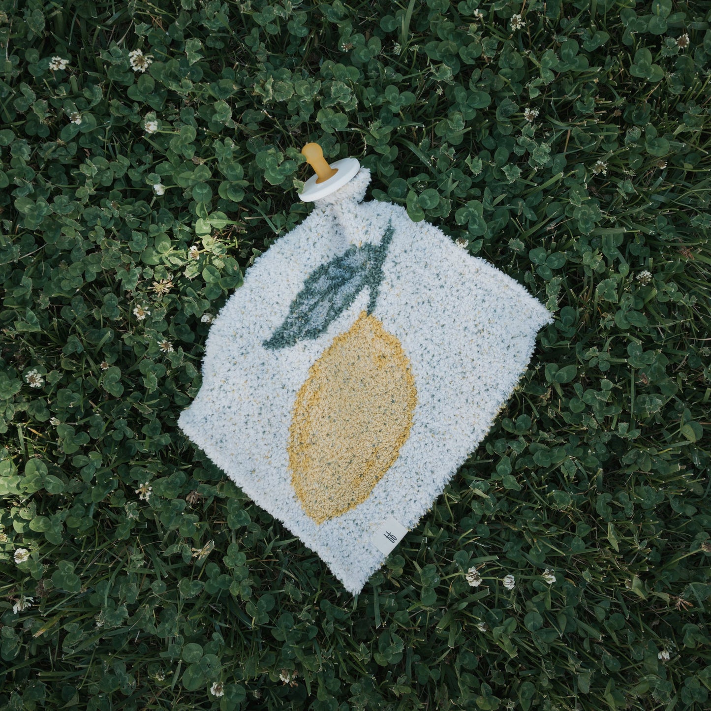 *PRE-ORDER SHIPS IN JULY* Lovey | Lemon