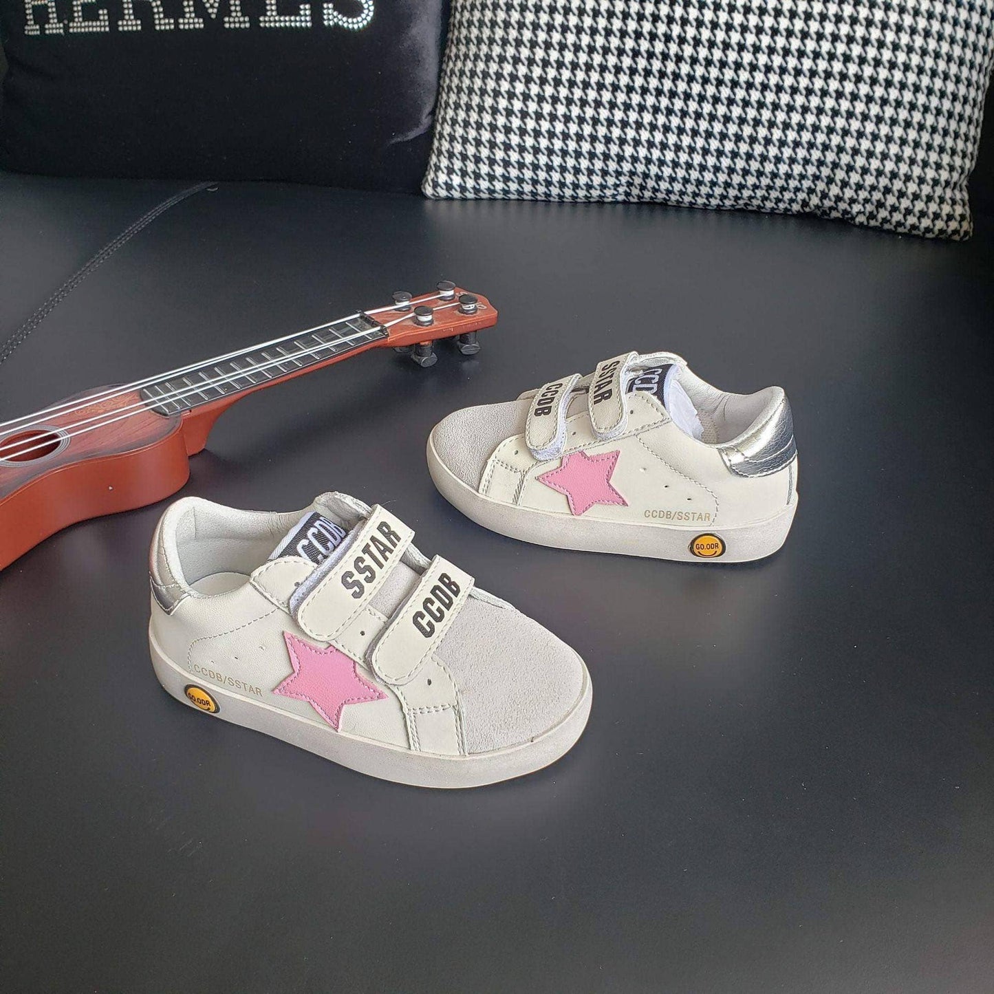 Pink Star Sneakers Velcro
